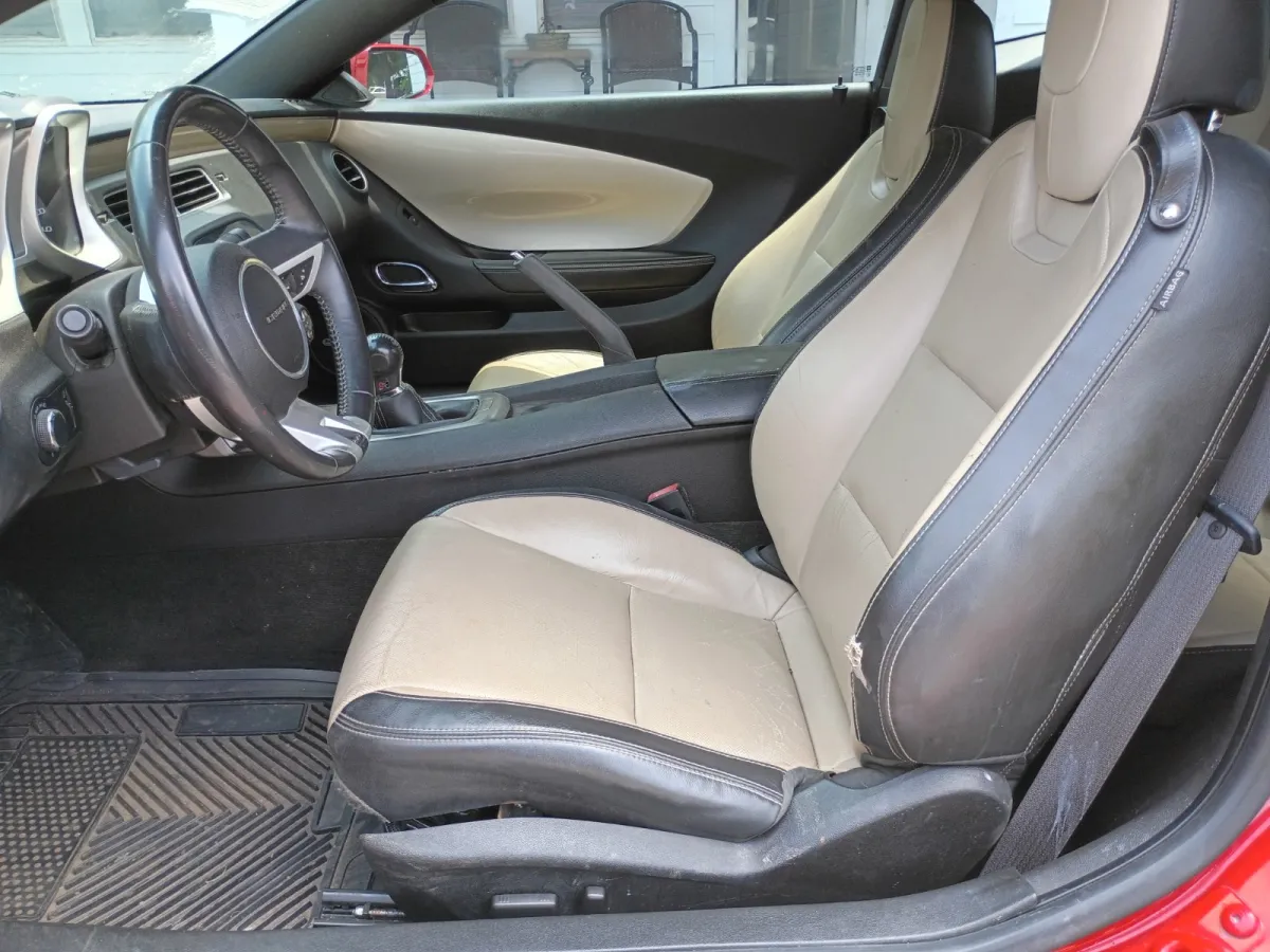 2011 Chevrolet Camaro — image 5