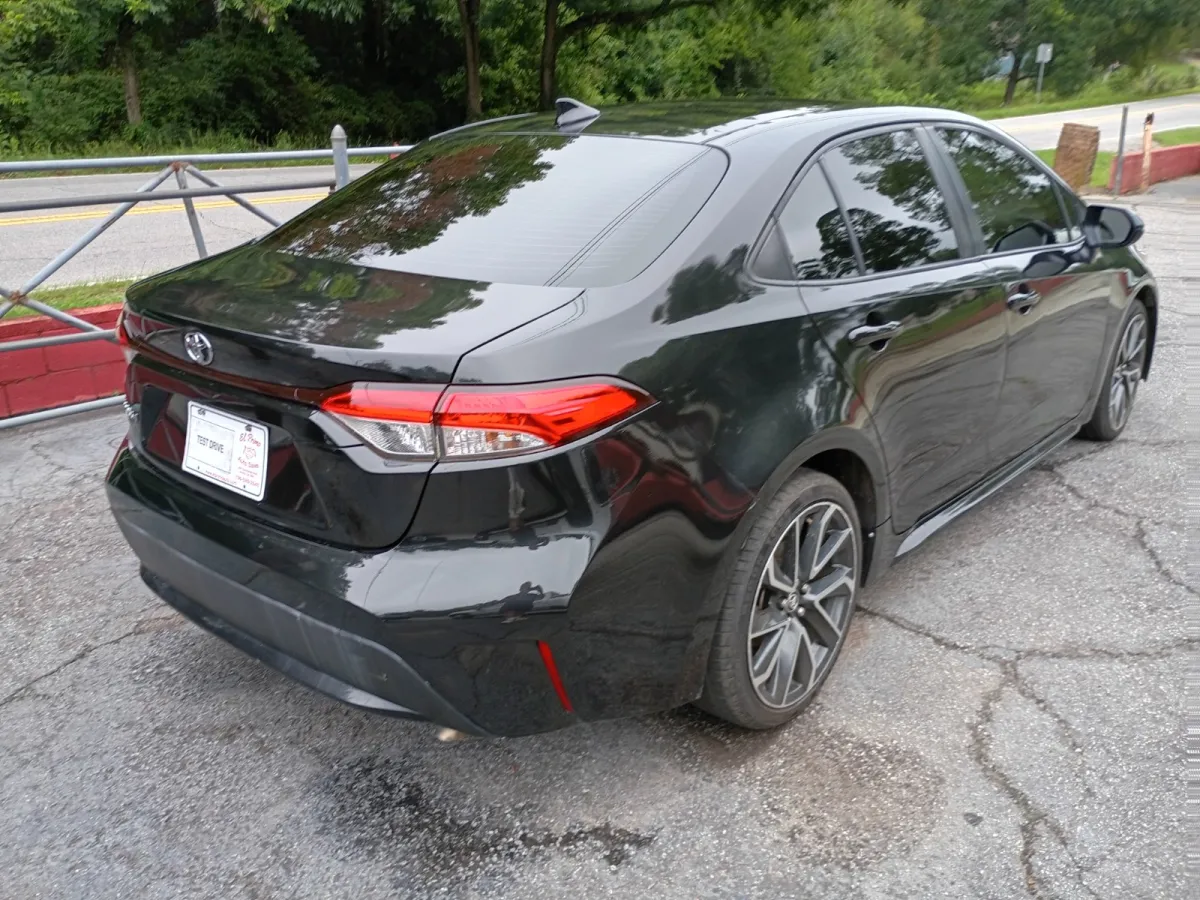 2020 Toyota Corolla — image 3